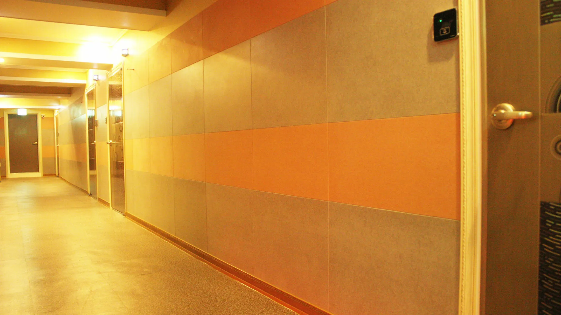 J Motel Busan 2*,  South Korea